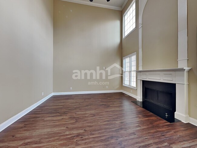 Building Photo - 393 Cherry Tree Ln