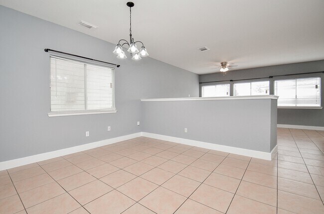 Building Photo - 11924 Prior Park Dr