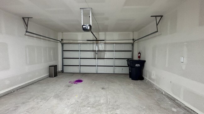 Building Photo - 12821 Rock Cliff Ave