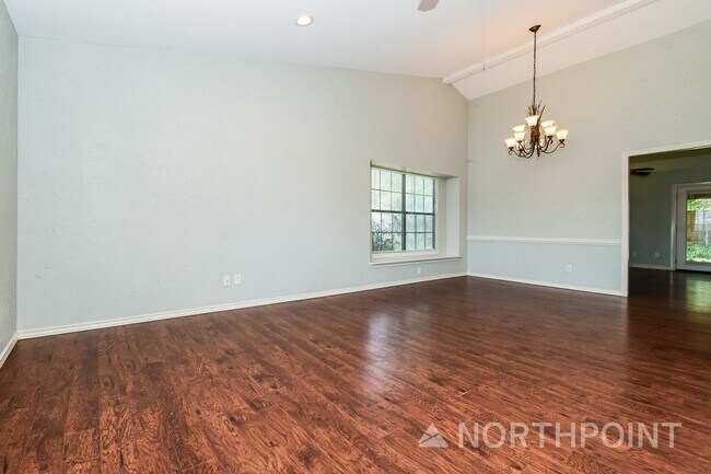 Building Photo - 3 BR/2BA | Newly Renovated Single Family Home | Fenced  backyard| In Rowlett!