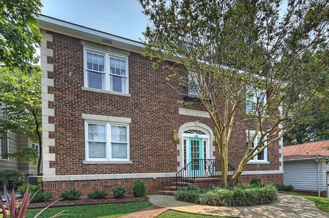 Building Photo - 518 Lamar Ave