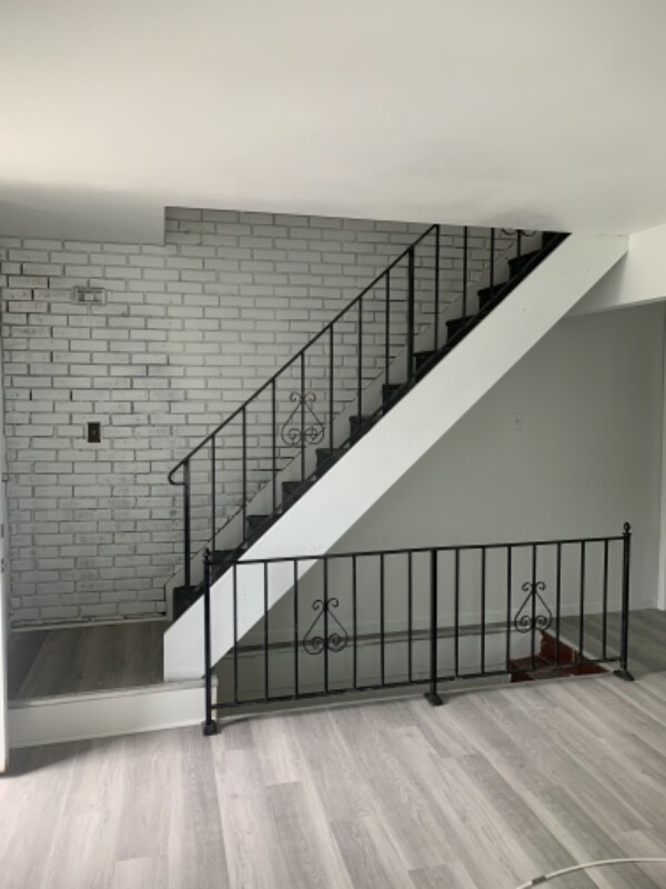 Building Photo - 7171 Wayles Dr