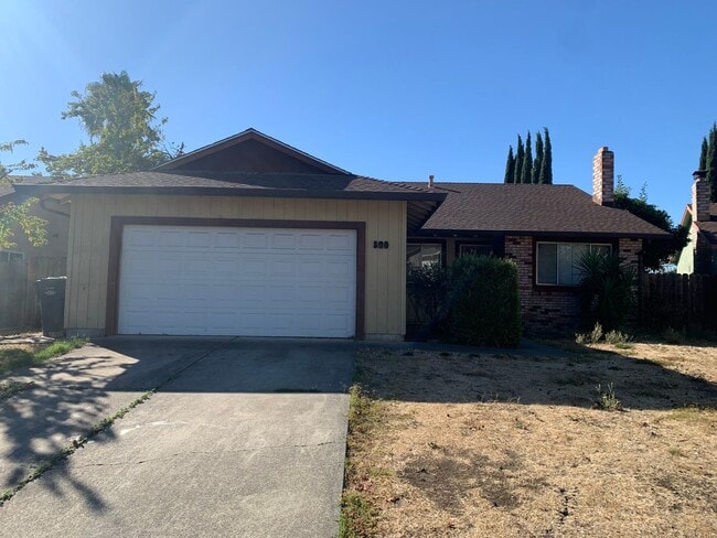 Primary Photo - Fairfield Home Near Travis AFB & Laurel Cr...