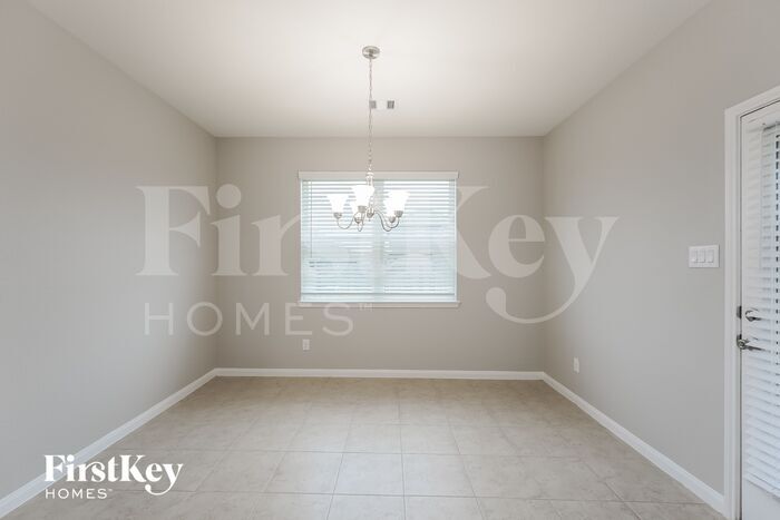 Building Photo - 21218 Opal Oak Dr