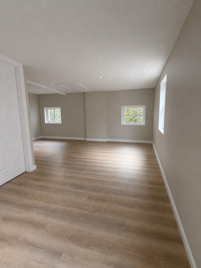 Interior Photo - 2582 W. McMicken