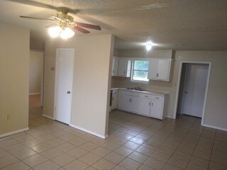 Building Photo - East County Estates Triplex