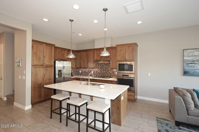 Building Photo - 7338 E Casitas Del Rio Dr