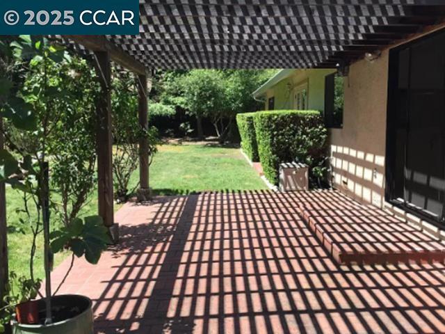 Building Photo - 224 Lasso Cir