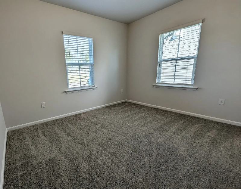 Building Photo - 740 Ben Ledi Ct