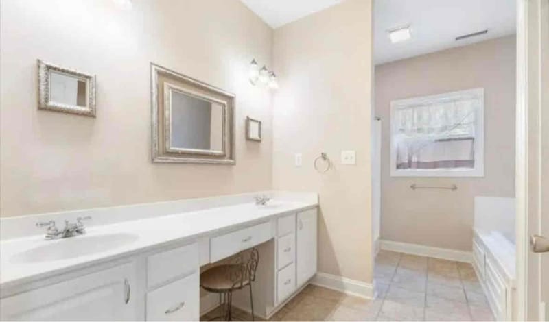 Building Photo - 105 Wyndsong Pl