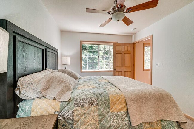 Building Photo - 14474 Northwoods Blvd