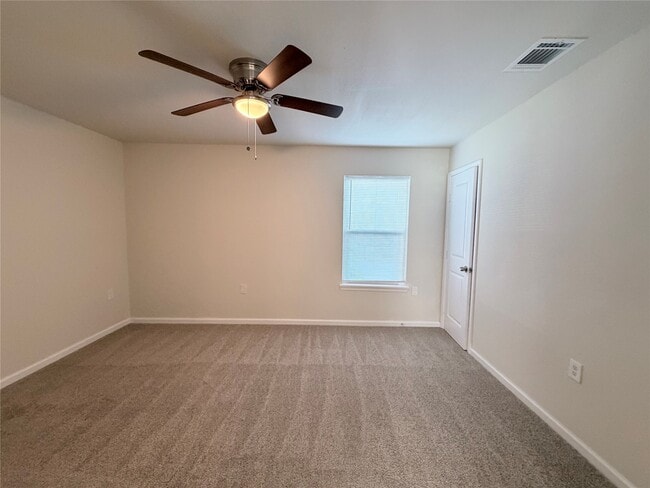 Building Photo - 1003 Linden