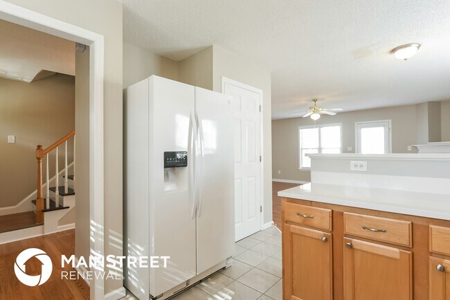 Building Photo - 4708 Valley Stream Dr