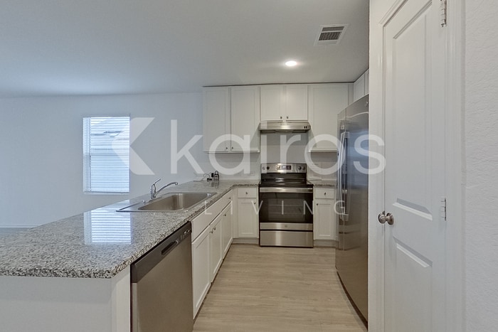 Building Photo - 5634 Mountain Point