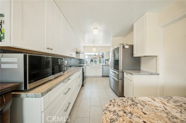 Building Photo - 408 Galleon Way