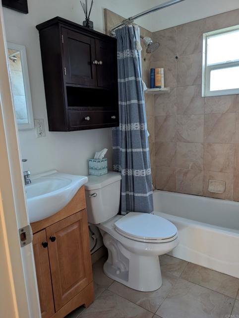 Building Photo - 1280 Fredericks St