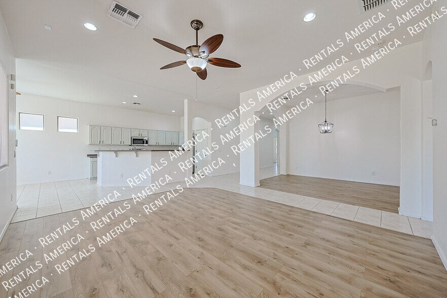 Building Photo - 7005 S 57th Ave