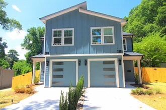 Building Photo - Bright & Modern New Construction Townhome i