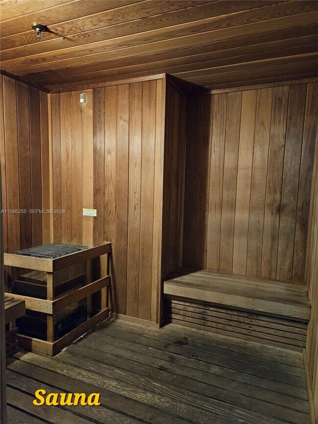 Building Photo - 151 SE 1st St