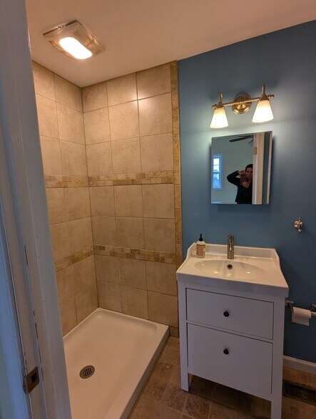 Building Photo - 1658 Yakona Rd