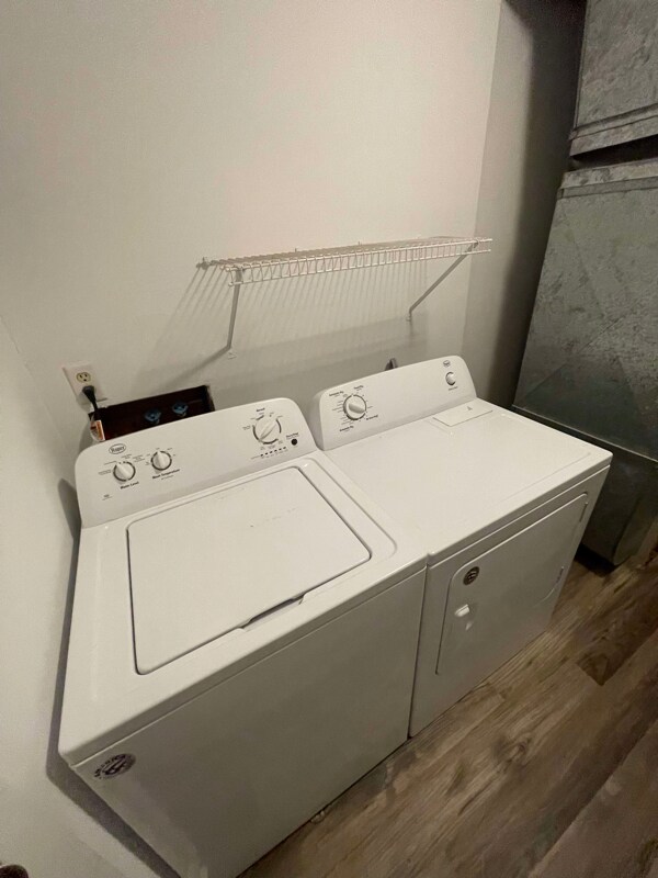 Building Photo - 5 Hapgood Hill