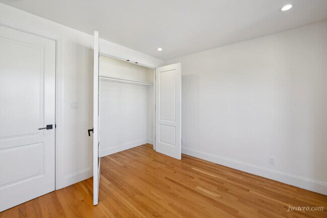 Building Photo - 641 Natoma St