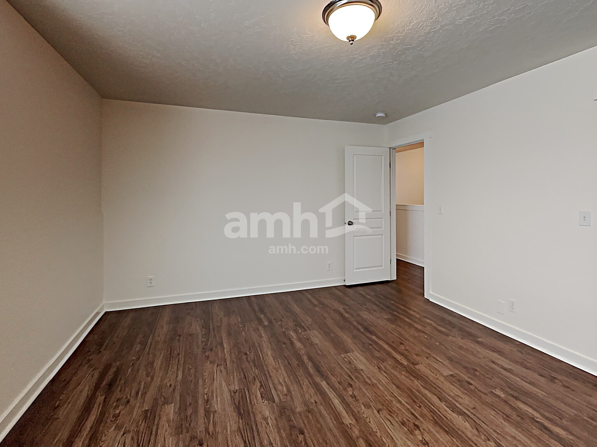 Building Photo - 6012 S Sea Breeze Way