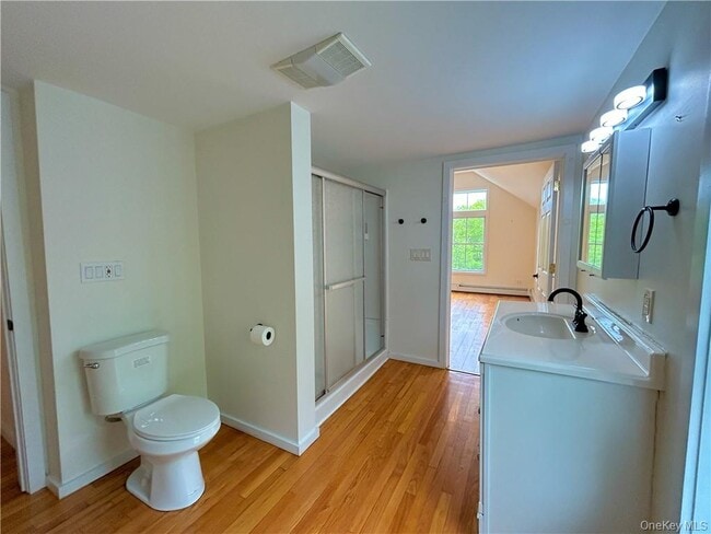 Building Photo - 941 Elting Rd