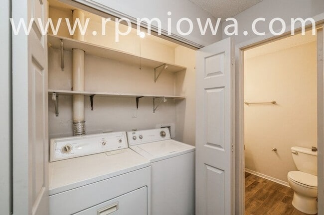 Building Photo - $500 off First Month!! 2 Bedroom, 1 Bath Condo in Ankeny