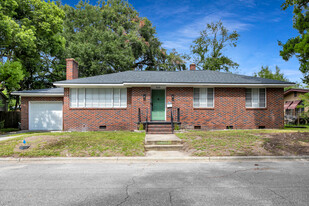 Building Photo - 2024 California Ave