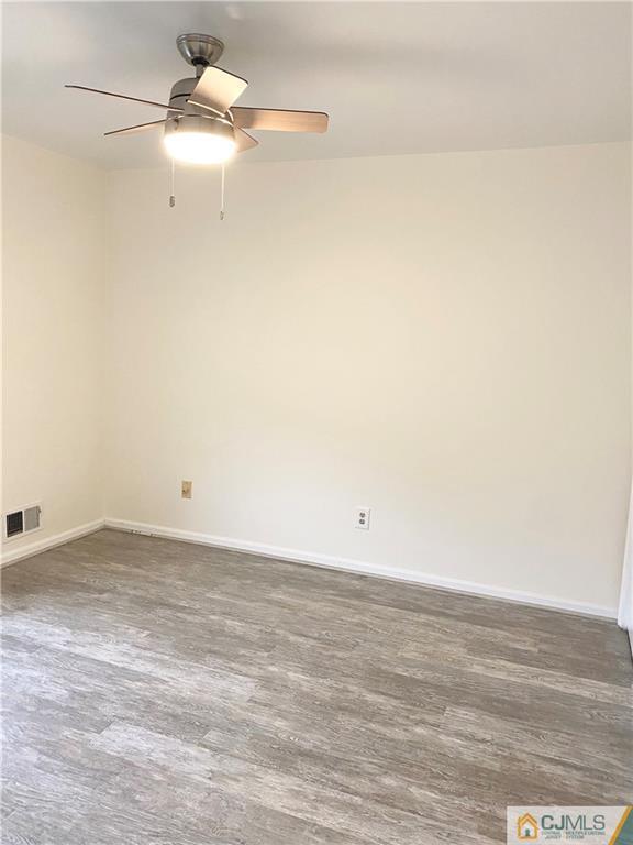 Building Photo - 127 Longfield Ct