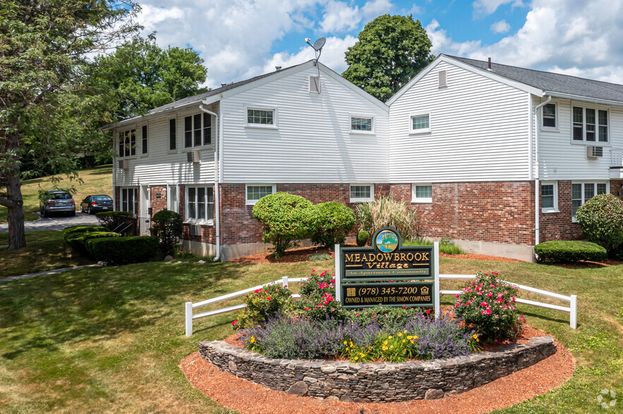 Building Photo - Meadowbrook Village