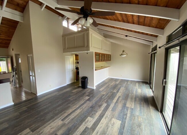 Building Photo - Williams