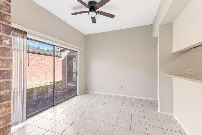 Building Photo - 8915 Beau Monde Dr