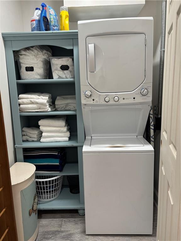 Building Photo - 318 Sand Castle Ln