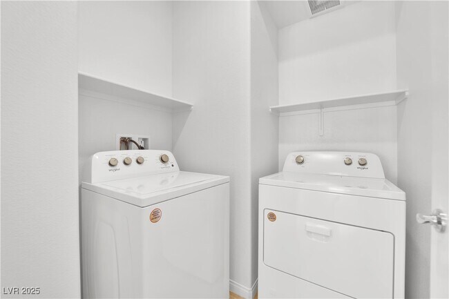 Building Photo - 4567 Merlot Hls Ave