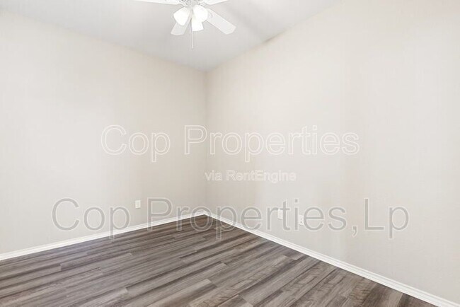 Building Photo - 3811 Quiet Pine