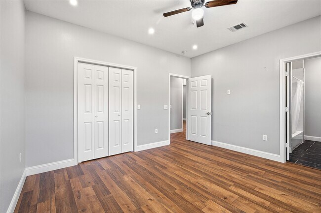 Building Photo - 18473 Novarra Dr