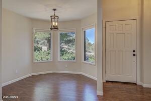 Building Photo - 938 W Madera Ln