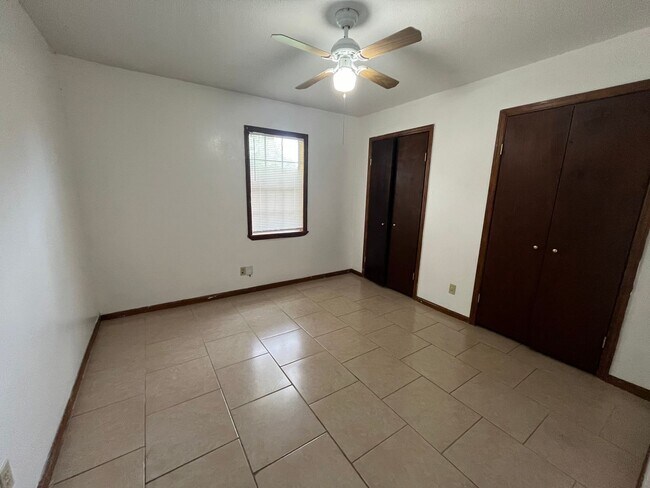 Building Photo - 3438 Ashurst Dr