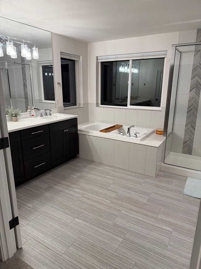 Building Photo - 14717 73rd St E