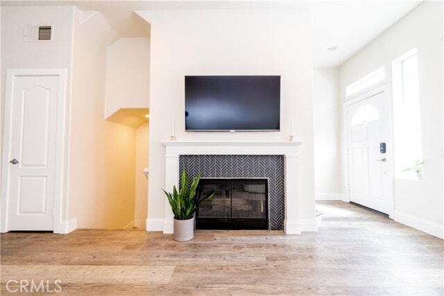 Building Photo - 99 Montana Del Lago Dr