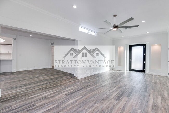 Building Photo - 4540 E Heatherbrae Dr