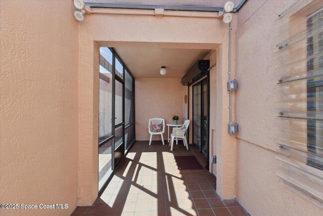 Building Photo - 744 S Orlando Ave