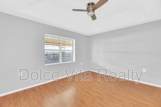 Building Photo - 1329 Shufford St