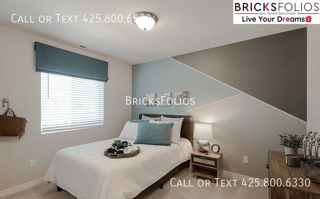 Building Photo - 8860 53rd Pl NE