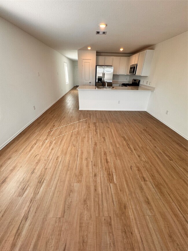 Building Photo - 1315 Millers Pass Dr