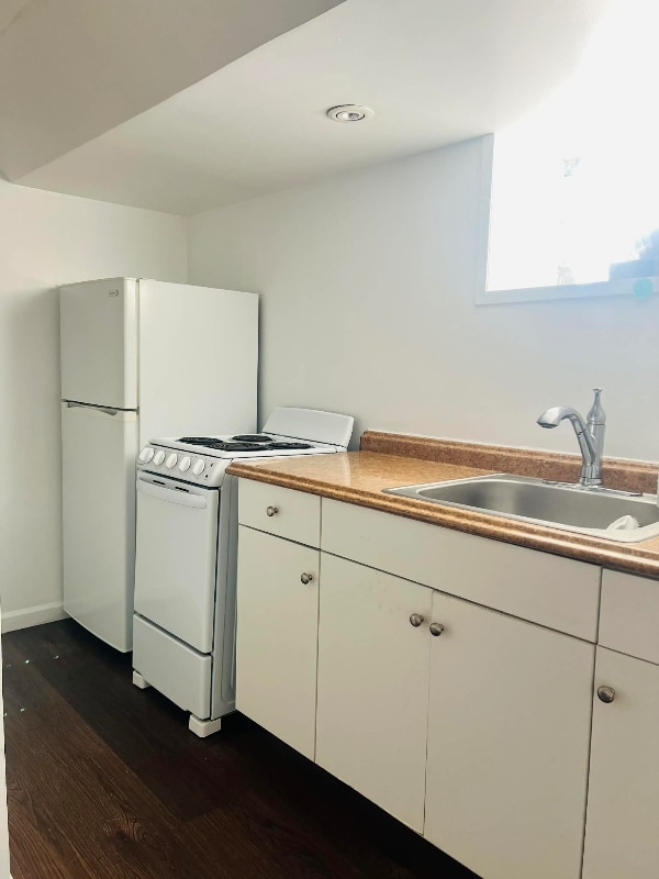 Building Photo - 6600 Hegerman St