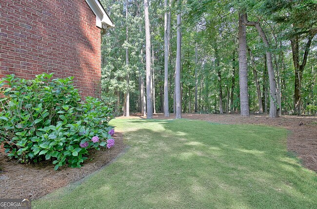 Building Photo - 185 Newfield Dr