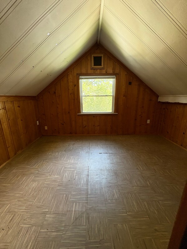 Building Photo - 250 Edgerton Rd